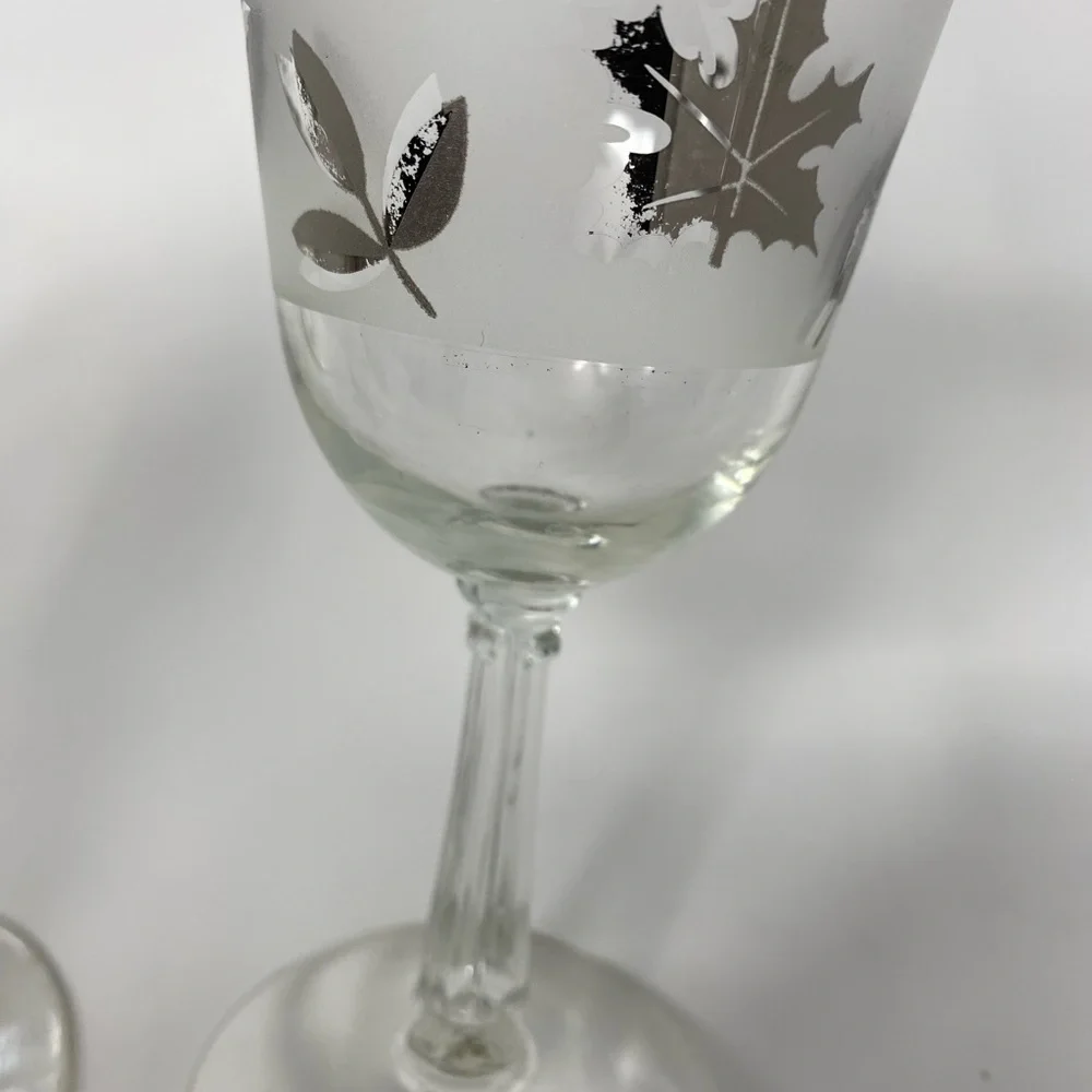 Set of 6 Vintage Wine Glasses